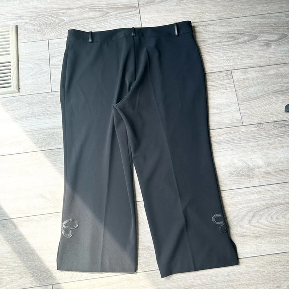 Vintage Joseph Ribkoff Draped Jersey Fabric Cropped Pants With Faux Leather Trim - Picture 11 of 14